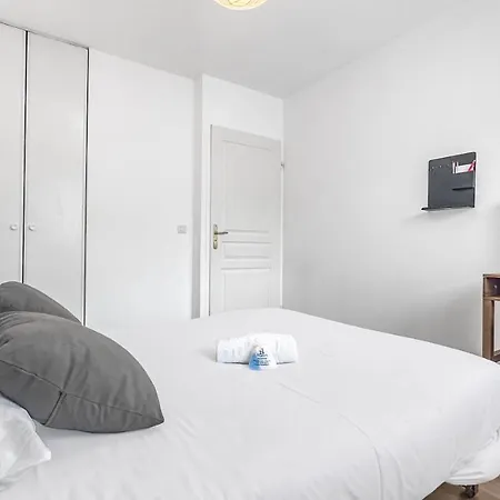 Dolce - Proche Gare & Tram - Parking - Balcon - Wifi Gratuit *