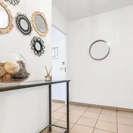 게스트하우스 Dolce - Proche Gare & Tram - Parking - Balcon - Wifi Gratuit