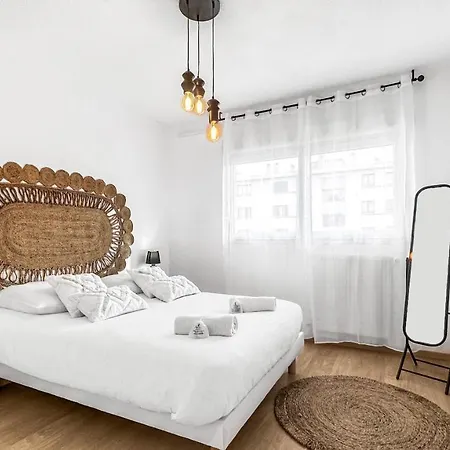 Dolce - Proche Gare & Tram - Parking - Balcon - Wifi Gratuit