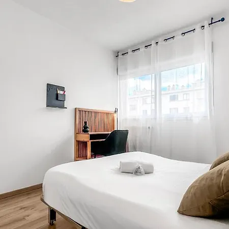 Dolce - Proche Gare & Tram - Parking - Balcon - Wifi Gratuit * 앵빌리